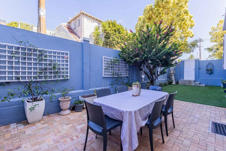 To Let 2 Bedroom Property for Rent in Sea Point Western Cape